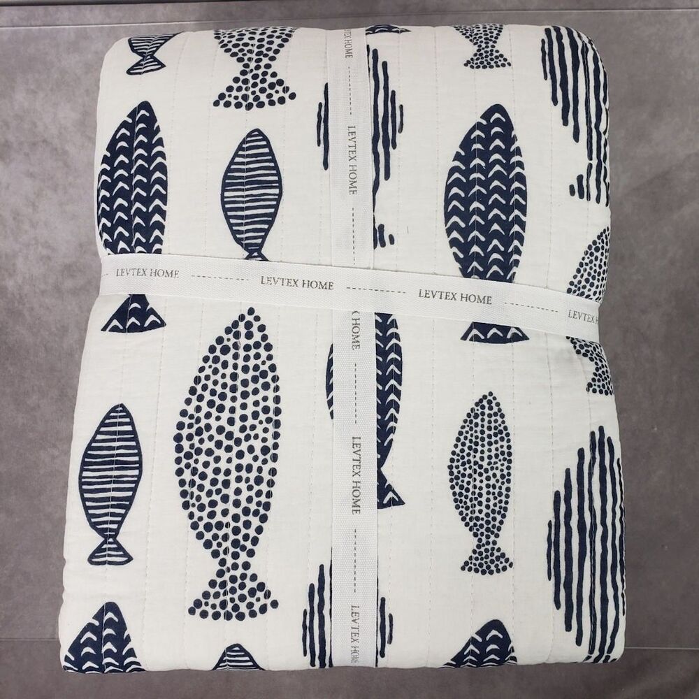 Levtex Home Bakio Quilt Set Twin Coastal Fish Pattern 68x86 Blue White Nautical
